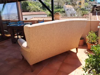 Sofá de tela beige 1,73m x 0,88m