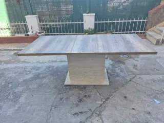 Mesa extensible de madera