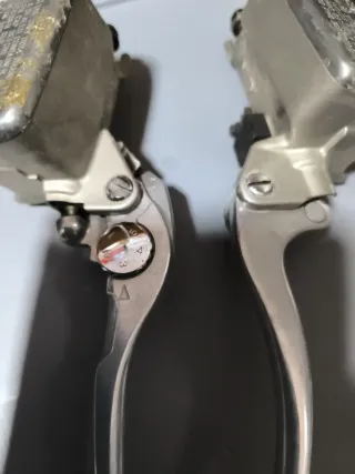 Manetas Honda Pan European Plata
