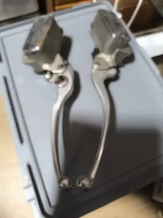 Manetas Honda Pan European Plata
