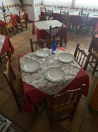 90 Sillas de madera para restaurante