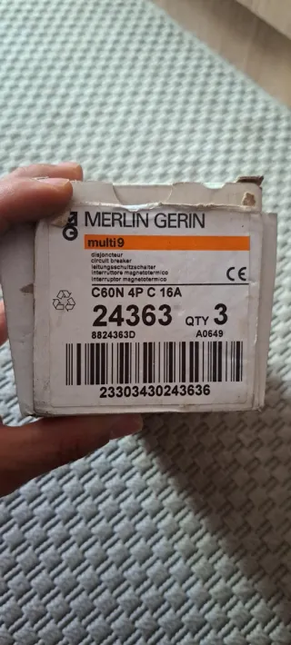 Interruptores Magnetotérmicos Merlin Gerin