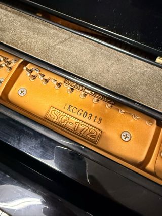 Piano de cola Samick SG 172