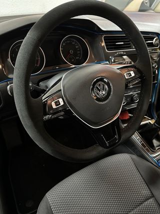 Volkswagen Golf  1.0 tsi 2017