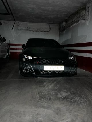 Audi RS3 full extras.