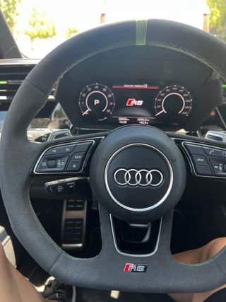 Audi RS3 full extras.