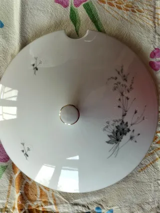 Zuppiera vintage con mestolo