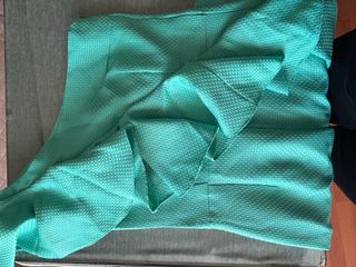 Mono asimétrico verde talla 38