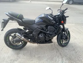 Kawasaki Z750 Naked Negra