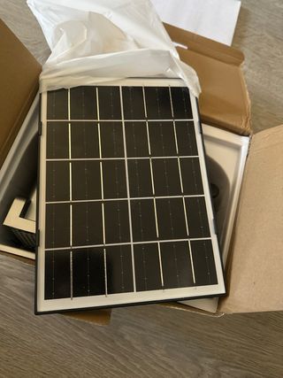 Cámara de seguridad con antenas