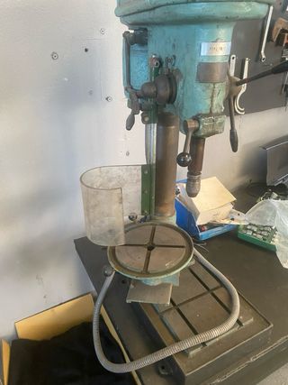 Taladro de columna para taller