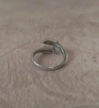 Anillo de delfines de Shein