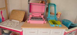 Cocina Barbie Chef ,gofres y chelsea