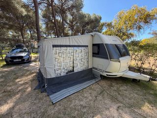 Caravana Hobby 400 SFE