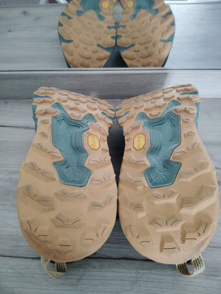 Zapatillas New Balance V9 Trail