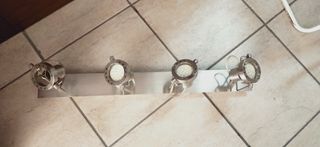 Lampara de techo con cuatro focos