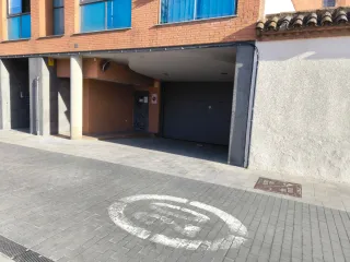 Se Alquilan plazas de parking  centro vila
