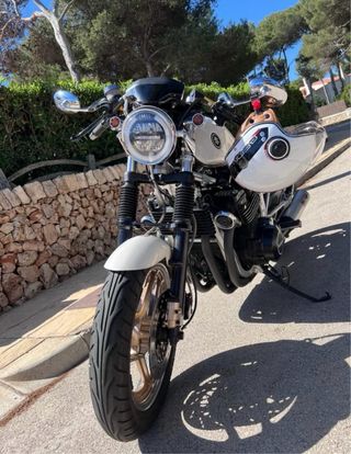 Suzuki GSX 750 - 1985