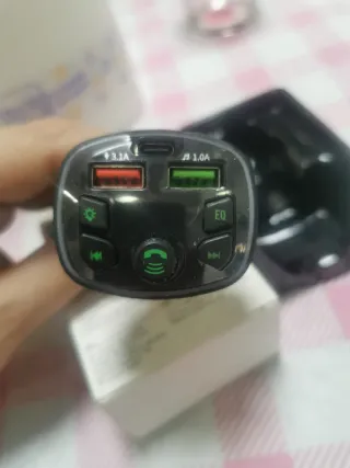 Trasmettitore FM Auto MP3 Charger E32 SIM