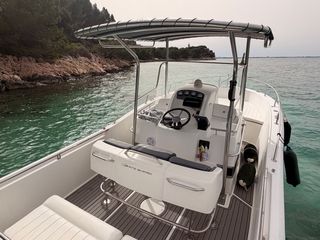 White Shark 265 - 2x150HP Yamaha