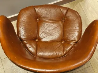 Butaca de cuero marrón
