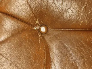 Butaca de cuero marrón