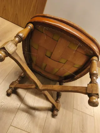Butaca de cuero marrón