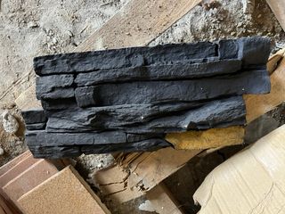 Revestimiento de piedra negro