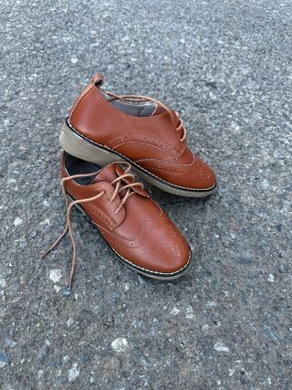 Zapatos de vestir marrones