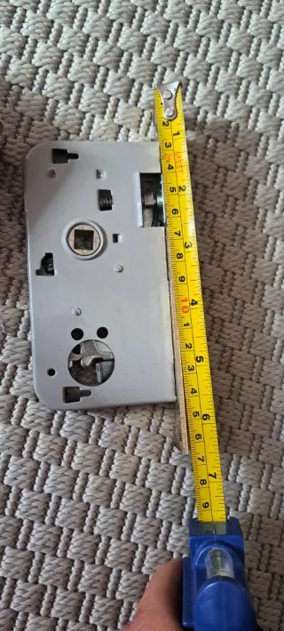 Cerradura Tesa con 2 llaves