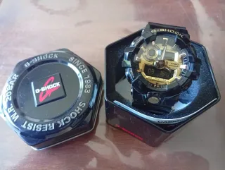 Casio G-Shock GA710GB Negro/Dorado