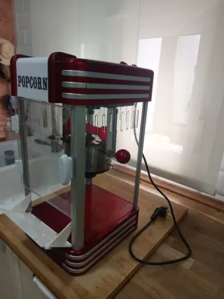 Máquina de Palomitas Sogo Roja y Blanca