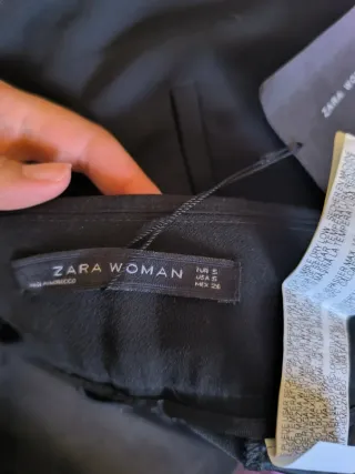 Pantalones finos negros Zara Woman