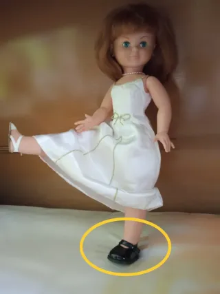 Zapatos válidos a Pierina y muñecas grandes