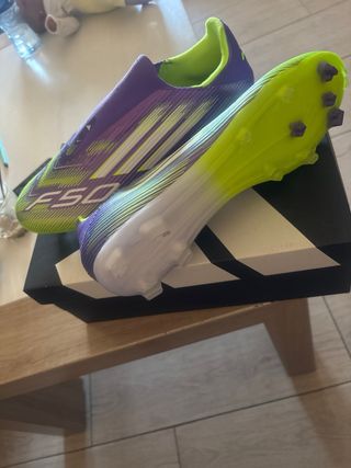 Botas de fútbol Adidas F50 Morado/Verde nunero 45