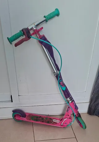 Patinete Oxelo plegable rosa y violeta