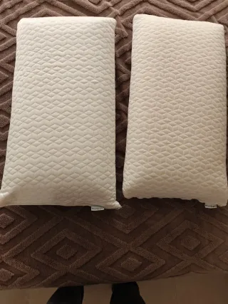 Cama 150x190 Ensueño Sofia + 2 Almohadas