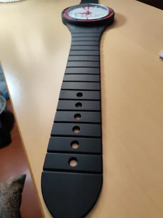 Reloj retro de Pared Grande time Negro y Rojo