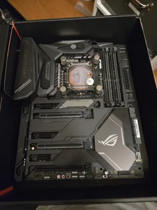 Placa Base ASUS ROG Maximus X Formula con i7 8700k
