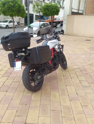 BMW F700 GS Blanca