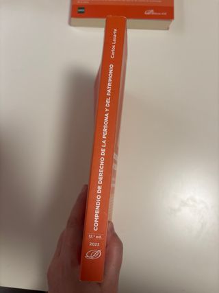 UNED Compendio de Derecho de la Persona y...