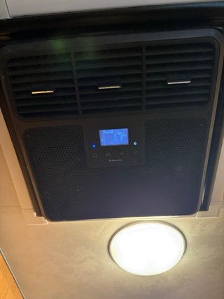 autocaravana FIAT Ducato 2010 panel solar litio