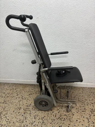 Silla salvaescaleras eléctrica