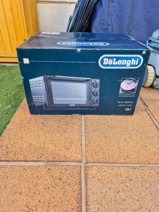 Horno Eléctrico DeLonghi 20L