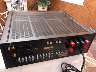 Amplificador integrado Alpine-Luxman LV-117 Negro de Segunda mano