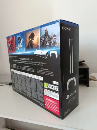 Precintada + Mando PS5 PlayStation 5 Digital Sony