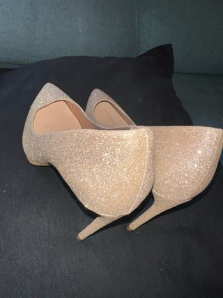 Tacones Zara Brillantes Dorados