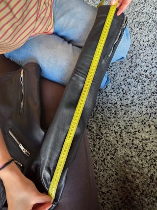 Cazadora Stradivarius Cuero Negra Talla M