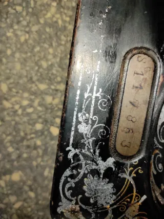 Máquina de coser Wertheim antigua