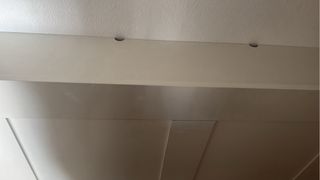 Cabecero Blanco con Estanterías Ikea